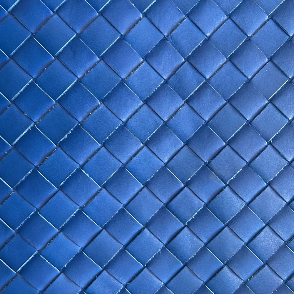 Bottega Veneta Cobalt Blue Intrecciato Zip Clutch - Picture 3 of 12